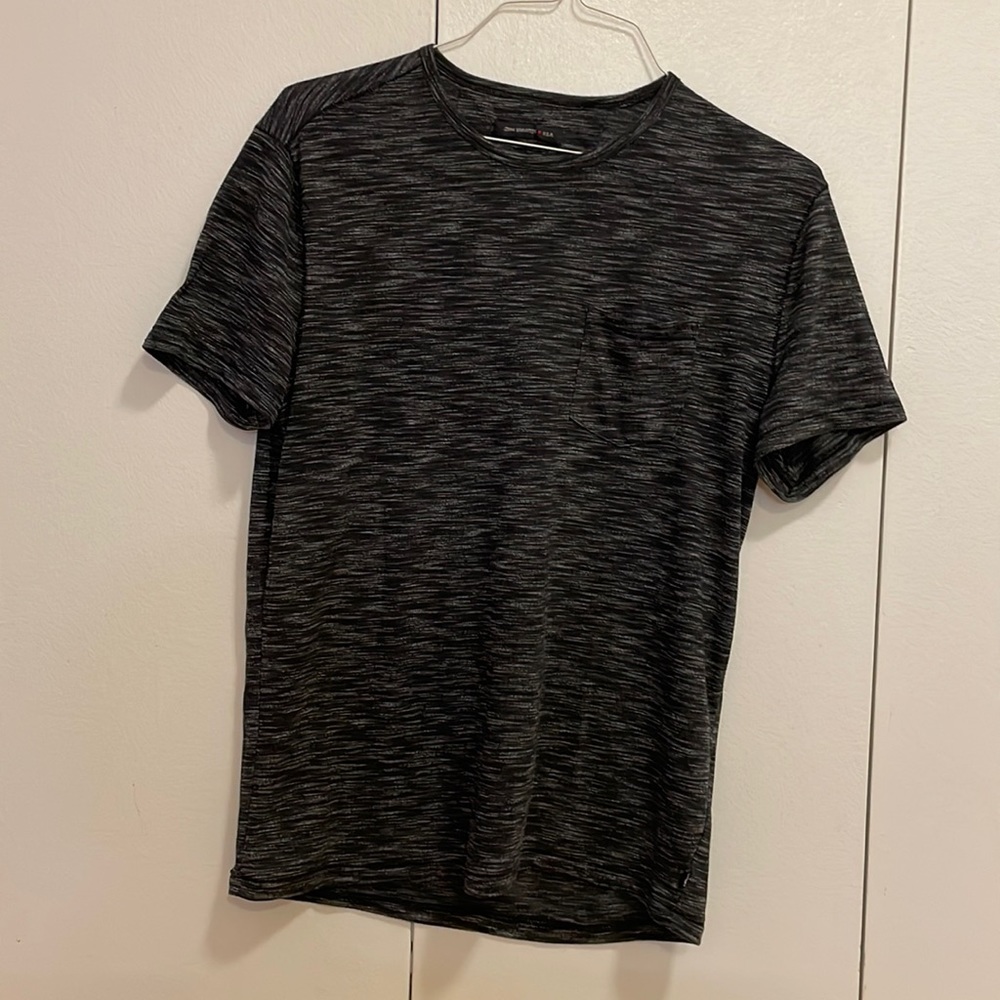 John Varvatos - men dark gray tee shirt with pocket size large; like new